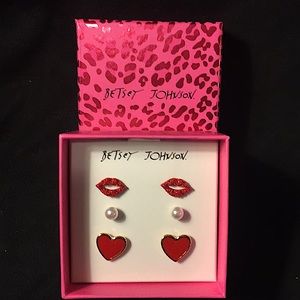 💋BETSEY JOHNSON - LIPS STUD EARRINGS SET (NWT)